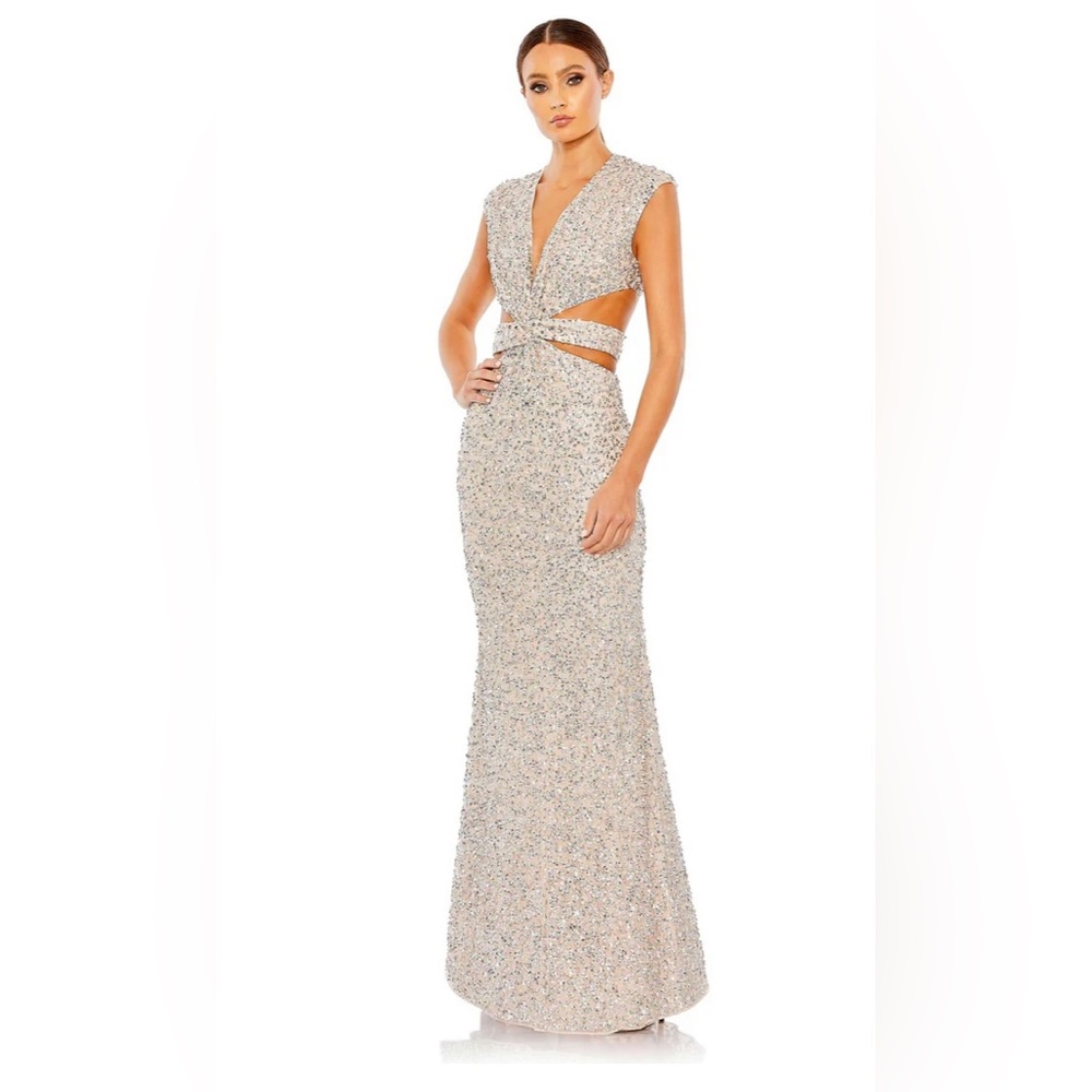 MAC DUGGAL SEQUINED CAP SLEEVE PLUNGE NECK CUT OUT GOWN